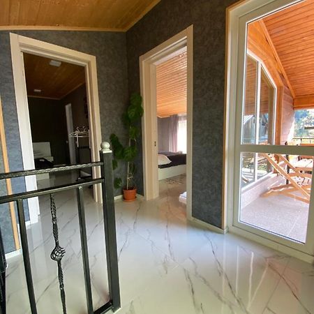 קאחתי Buo'S Guest House מראה חיצוני תמונה