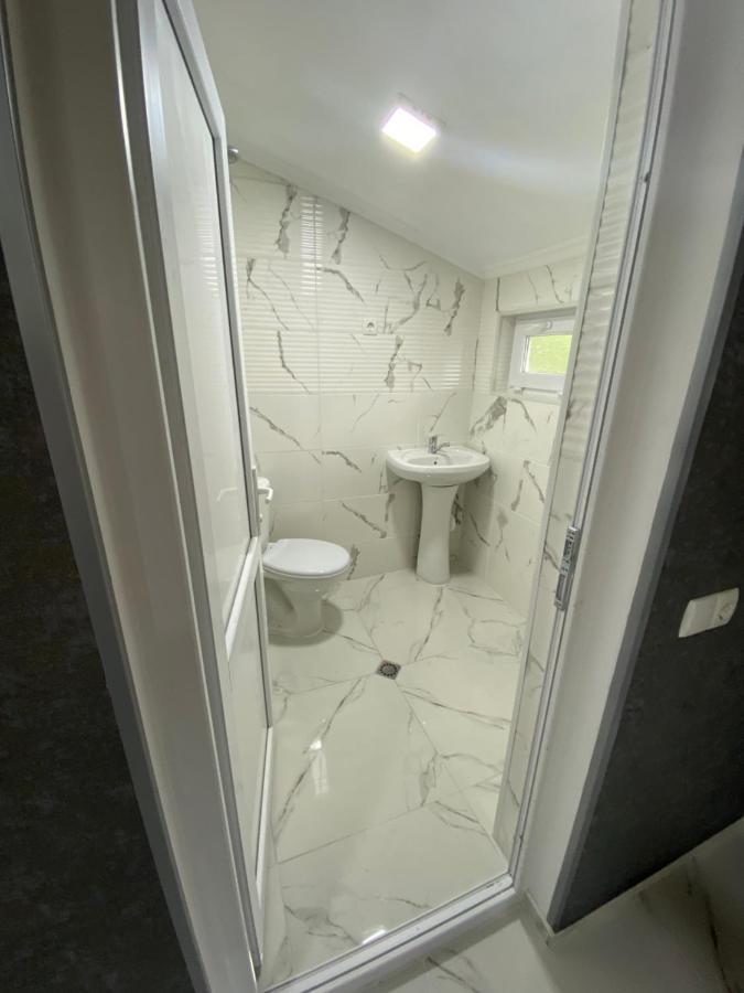 קאחתי Buo'S Guest House מראה חיצוני תמונה
